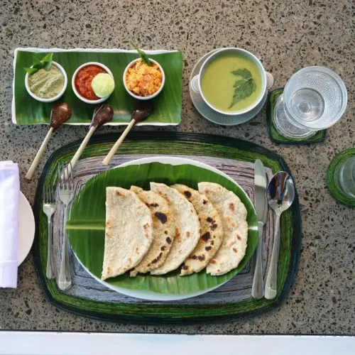 SRILANKAN BREAKFAST  at Earthbound Residence