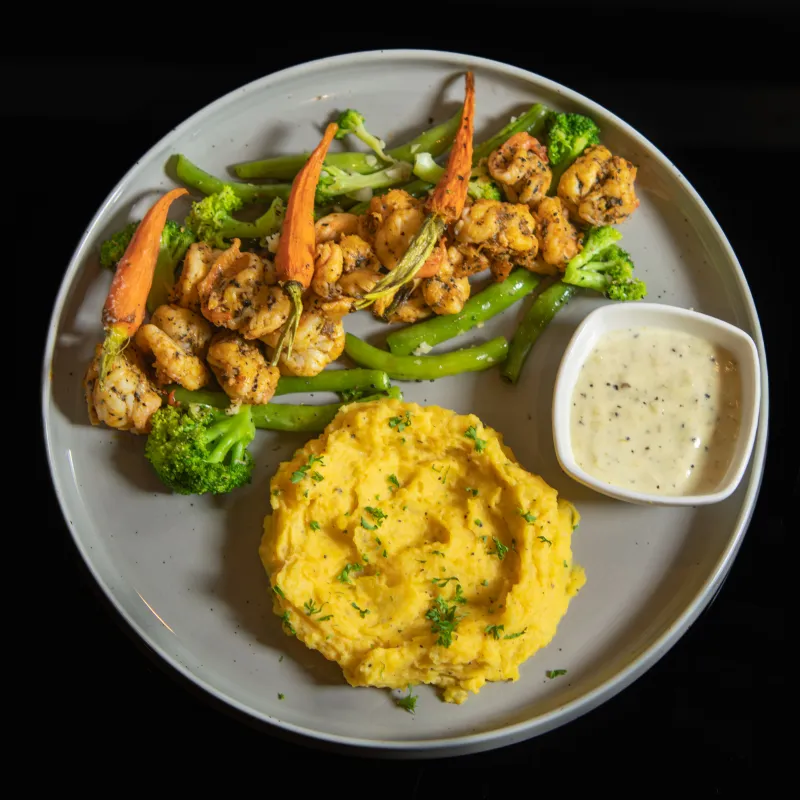 Lemon Garlic Prawns with Sweet Mash at Calorie Kitchen
