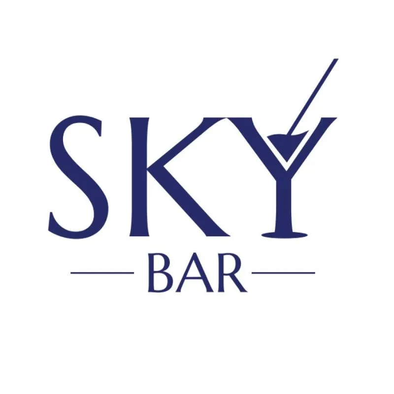 Pizza Margherita at Sky Bar