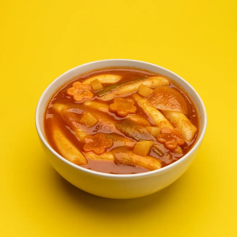 Curry Tteokbokki (카레 떡볶이)