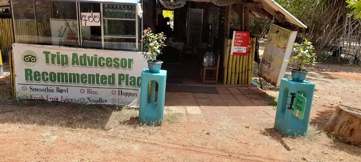 Bamboo restaurant & juice bar in Anuradhapura