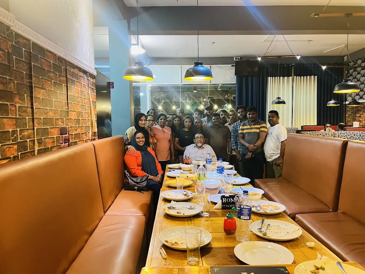 Dine n me Restaurant in Vavuniya