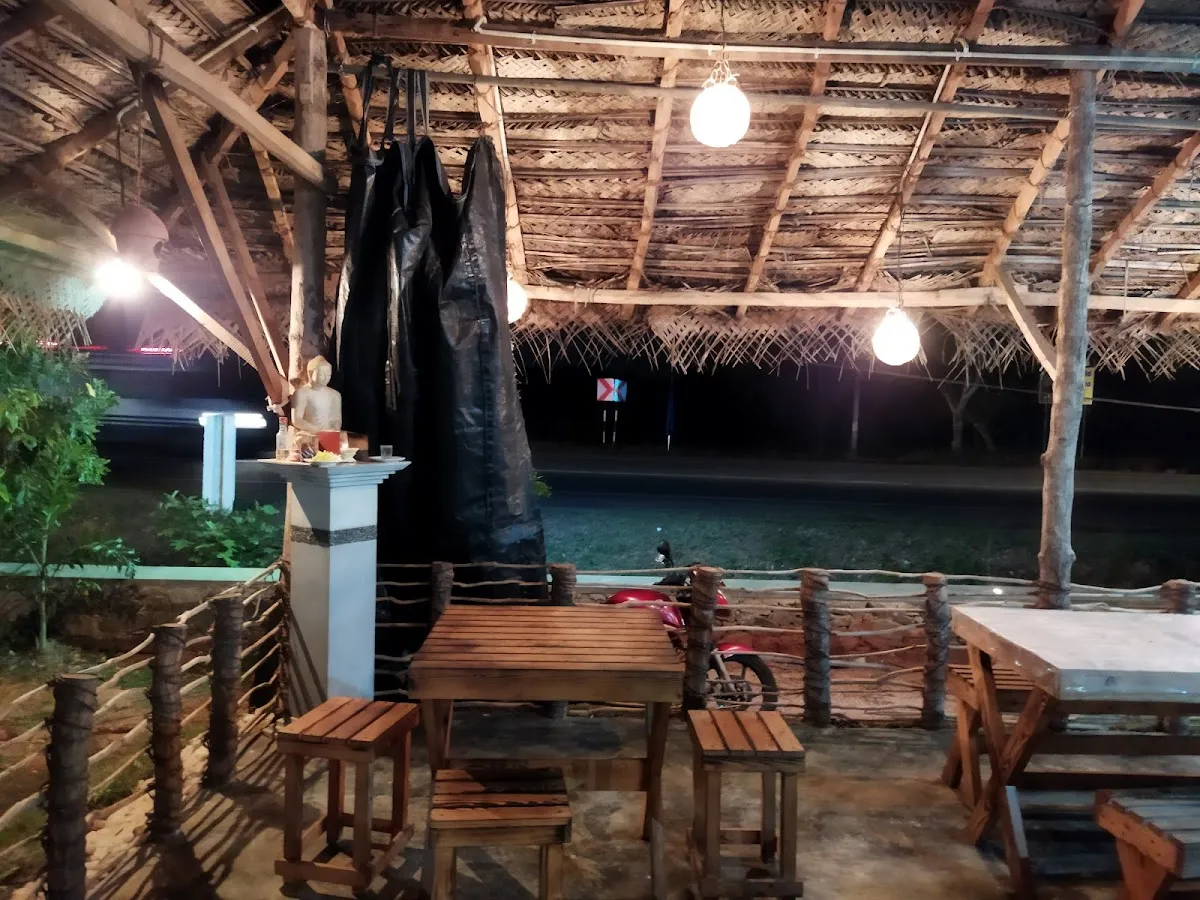 Elephant & Nature Resort in Galenbindunuwewa