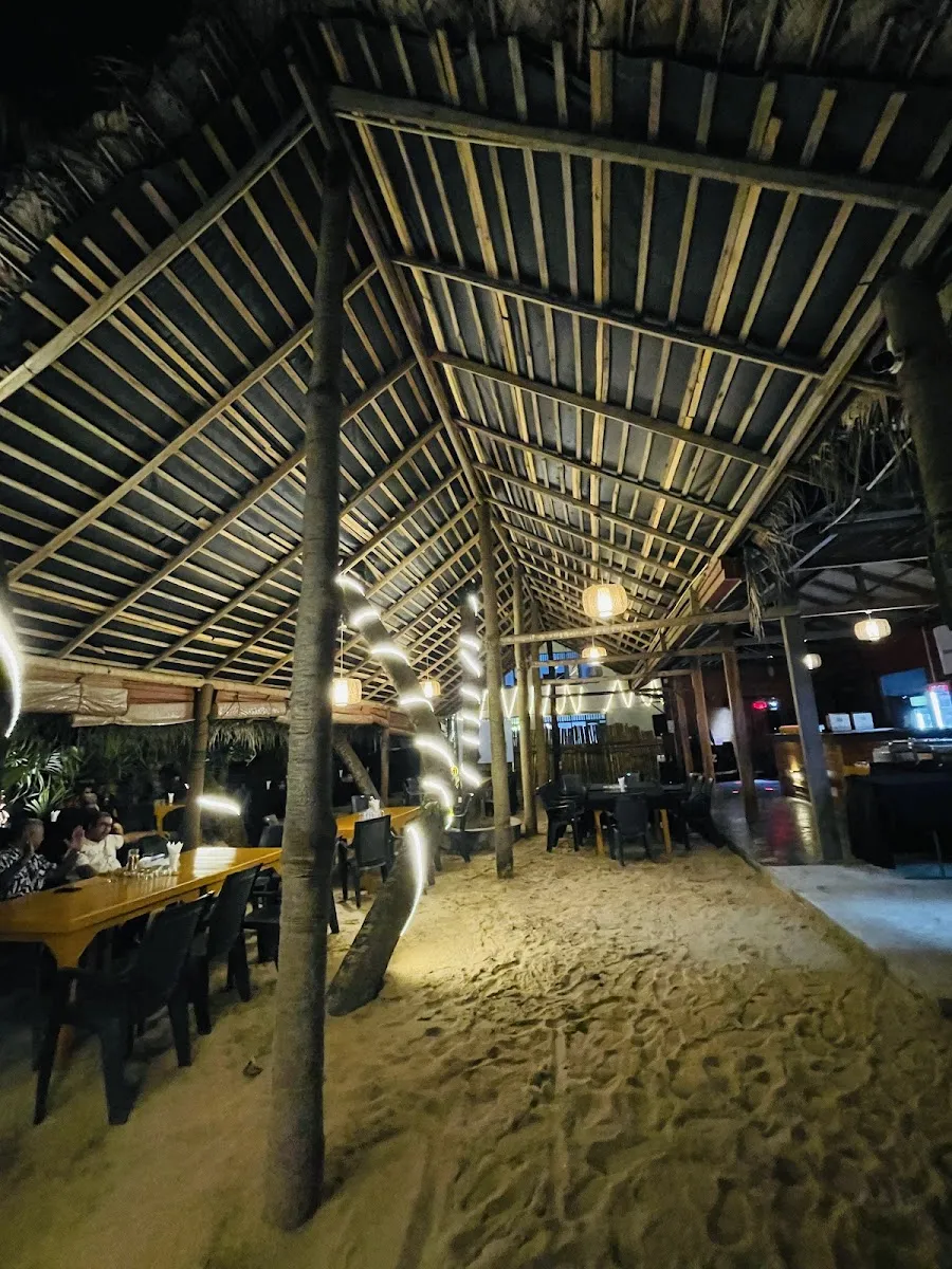 Golden Beach Lavinia in Dehiwala
