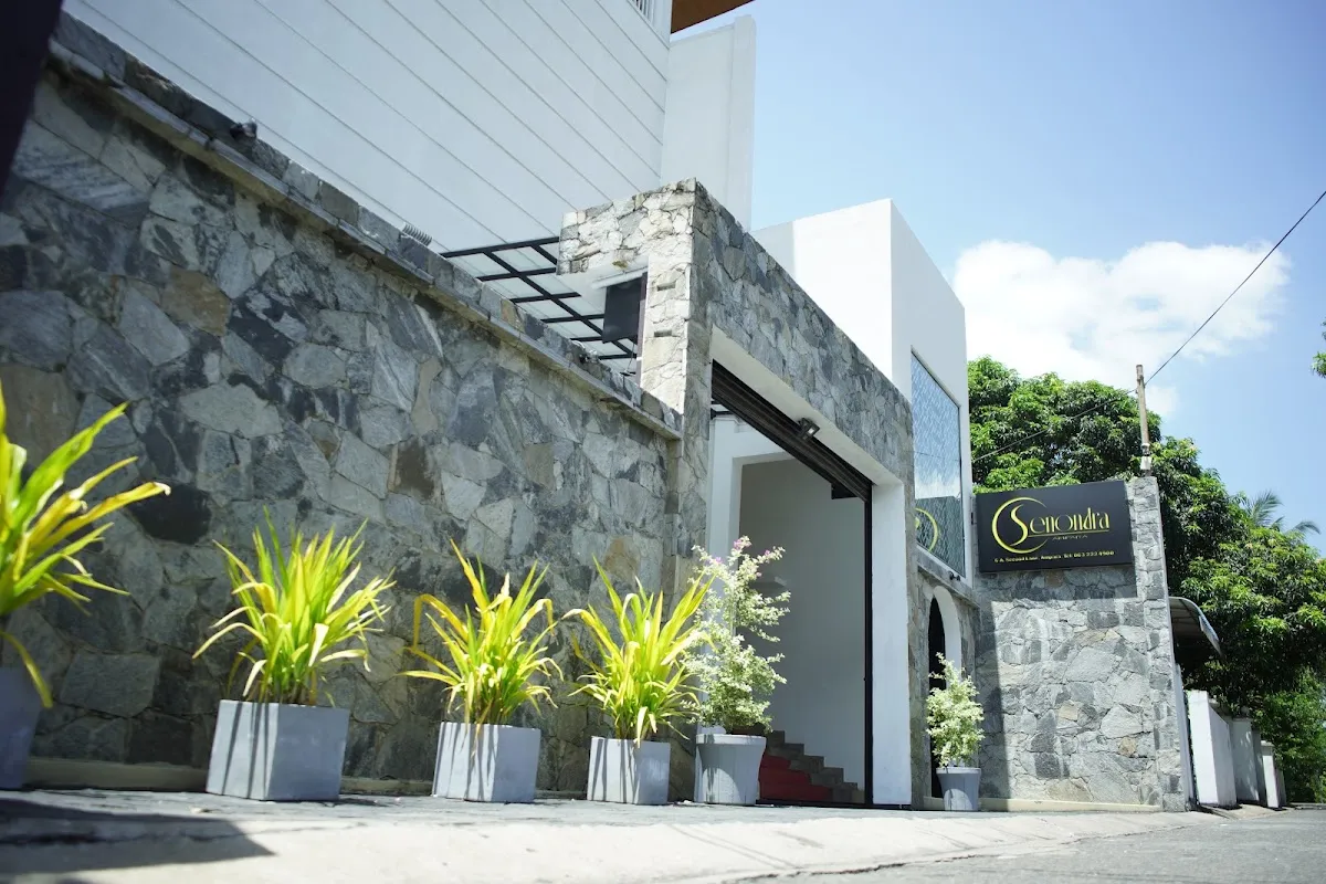 Hotel Senondra in Ampara