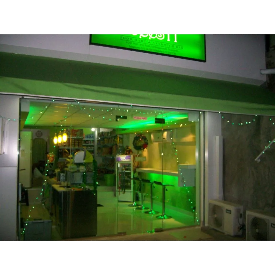 LeeSH Sandwich Bar in Kohuwala