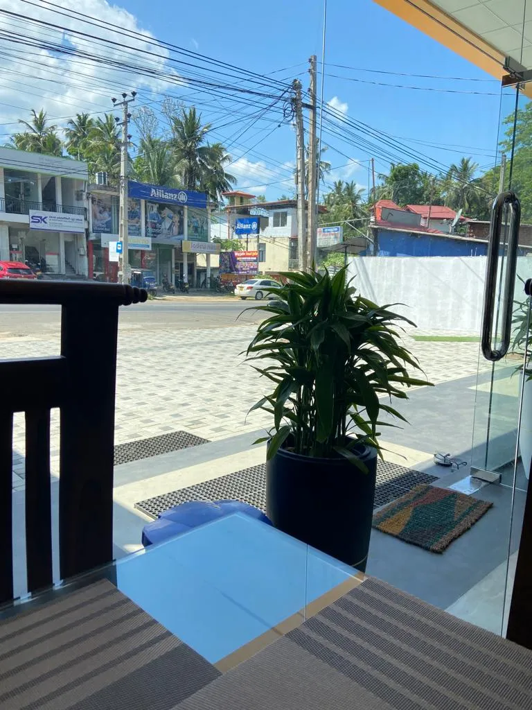 Mindila Bake House in Monaragala