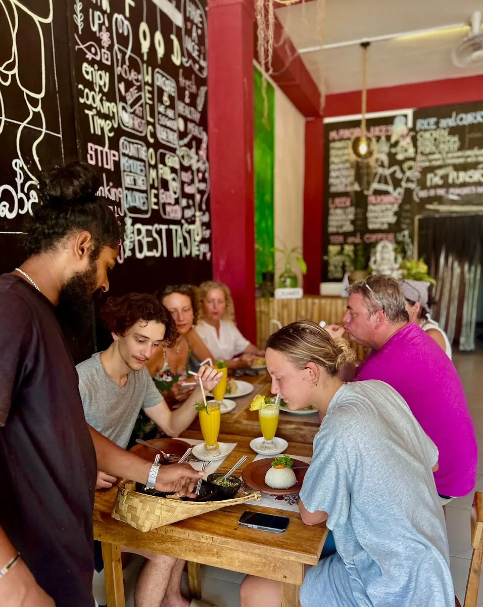 Mr.Punsiri's Kitchen in Polonnaruwa