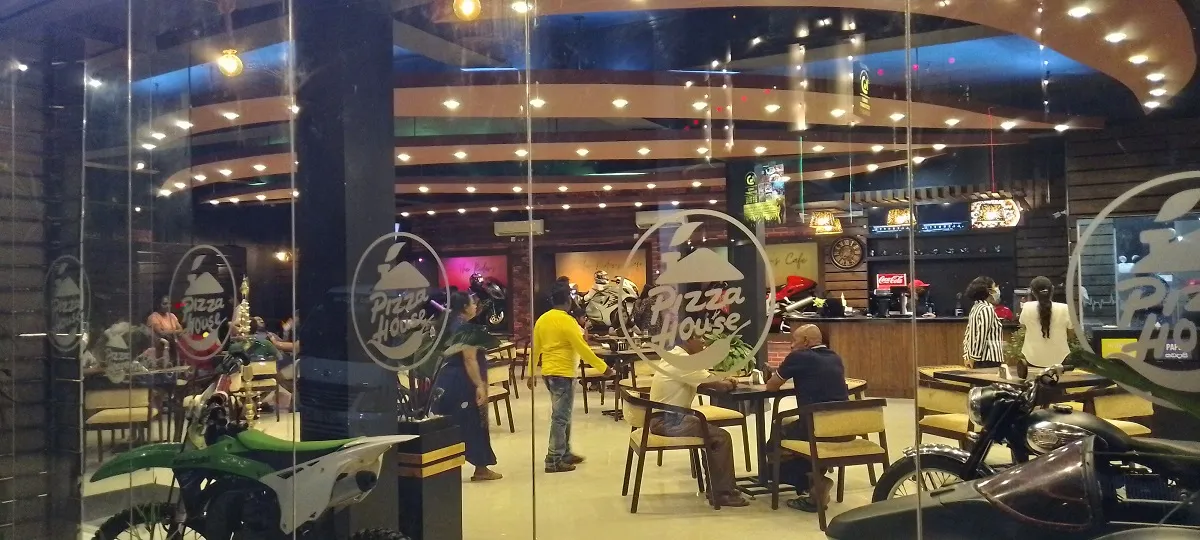 Pizza House Rider's Cafe in Godagama