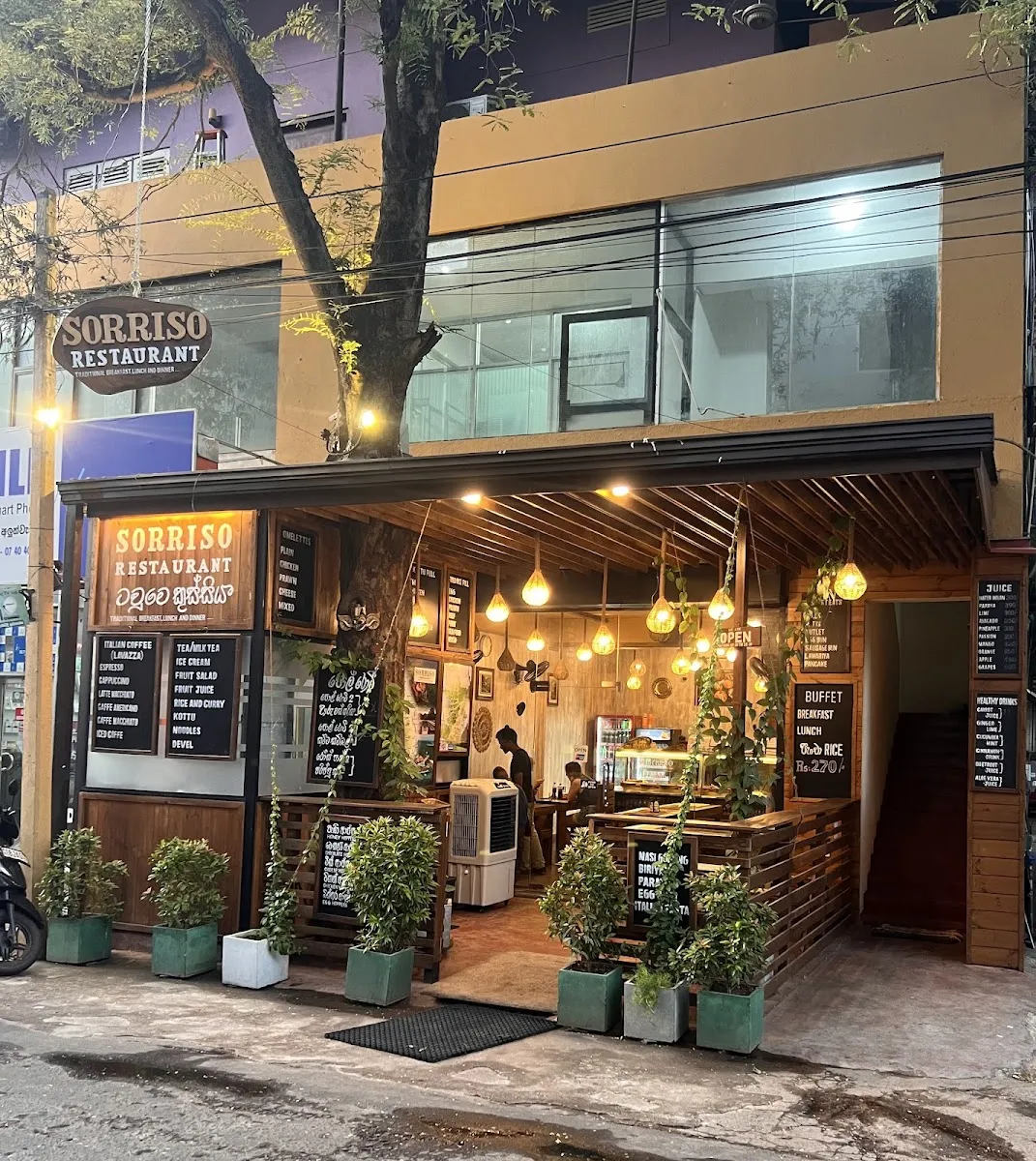 Sorriso Restaurant in Anuradhapura