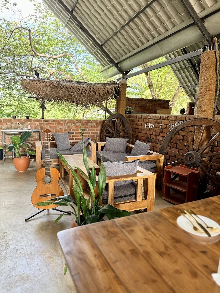 The Lion Heart Family Restaurant in Galnewa