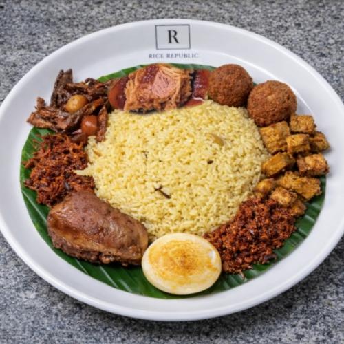 Dutch–Sri Lankan Lamprais - Two Meat at Rice Republic