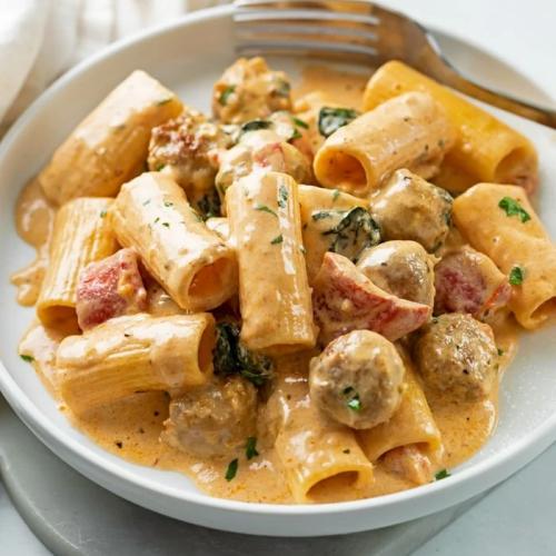 Creamy Spaghetti with Chicken Sausages