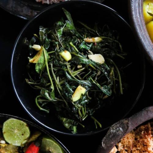 Garlic Kankun Dishes at Kent Restaurant