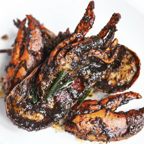 Lobster in black pepper sauce