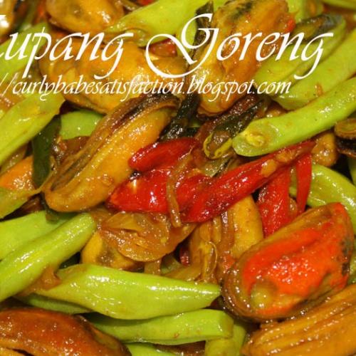 Cum fried capsicums  at The Lake Field Restaurant 