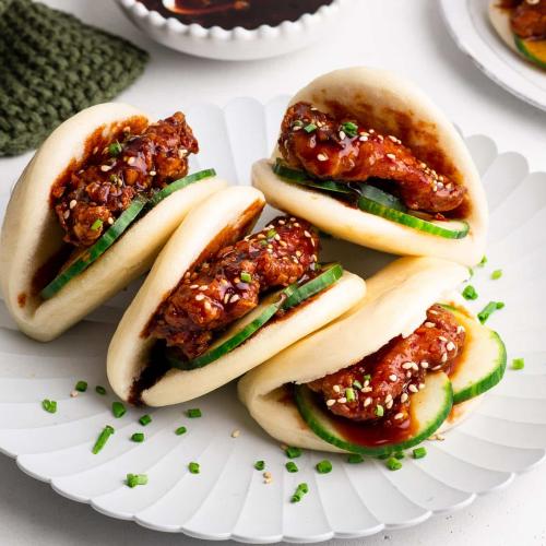 Chilli Chicken Bun